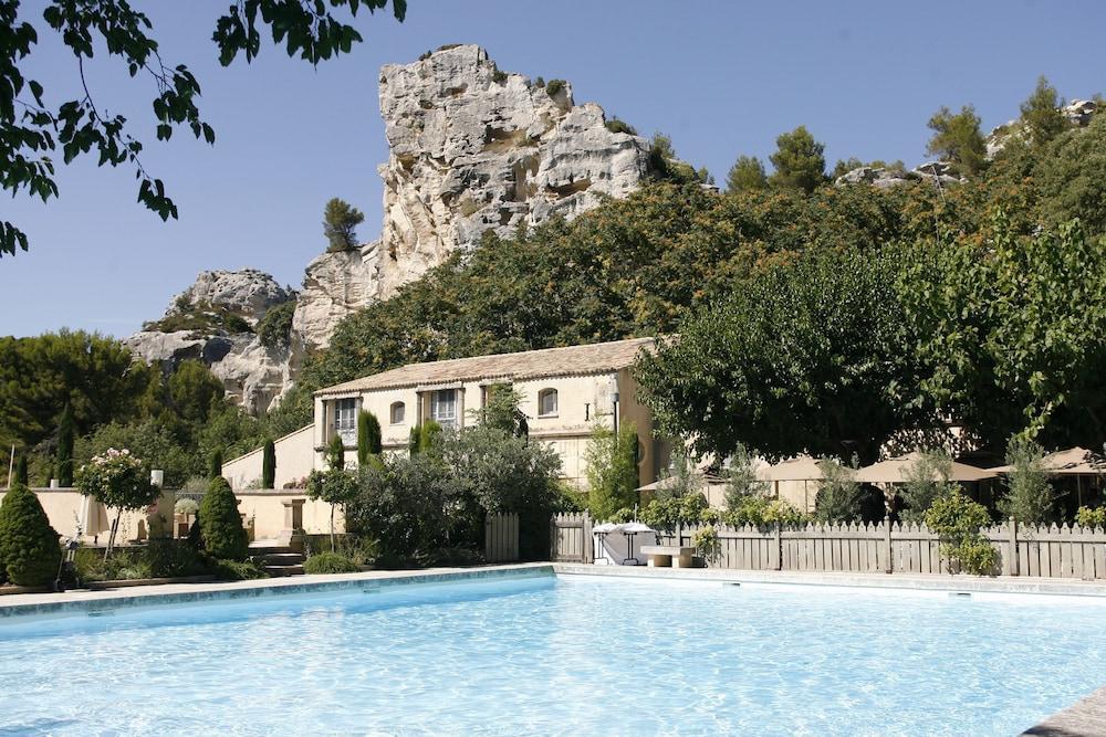 Hotel Baumaniere Les Baux De Provence Les Baux-de-Provence Exterior foto