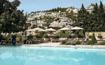 Hotel Baumaniere Les Baux De Provence Les Baux-de-Provence Exterior foto